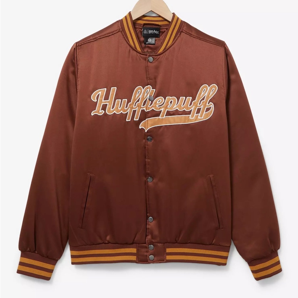 Unisex Harry Potter Hufflepuff Bomber Jacket - BoxLunch‎ Exclusive